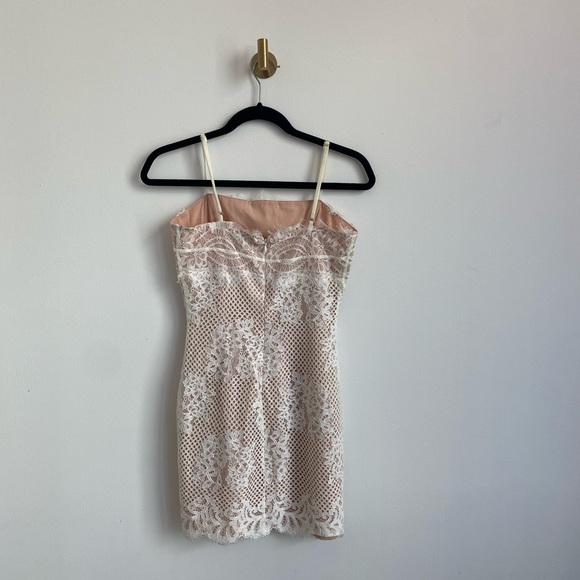 WHITE LACY DRESS - Picture 11 of 11